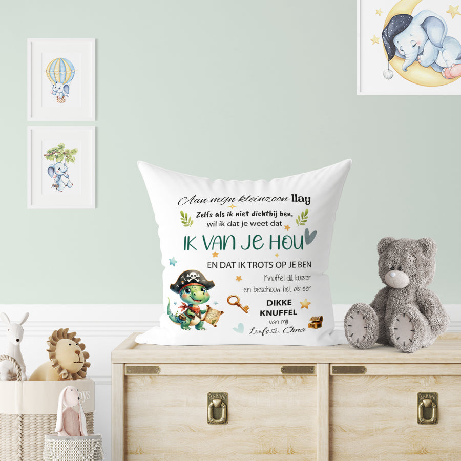 Knuffelkussen met naam | Dino Piraat